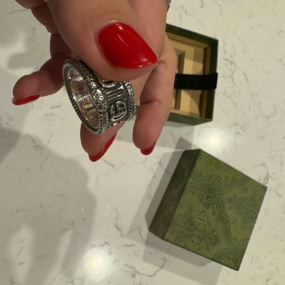Gucci ring size 6 - Picture 1 of 3